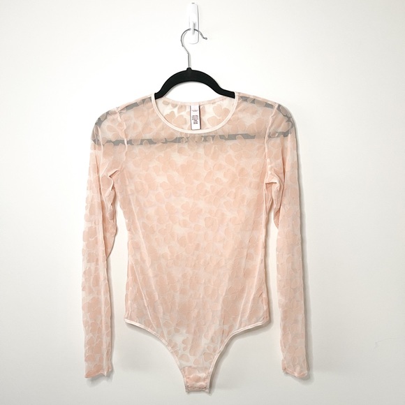 NWOT Victoria’s Secret Floral Mesh Bodysuit Size Small - Picture 3 of 8